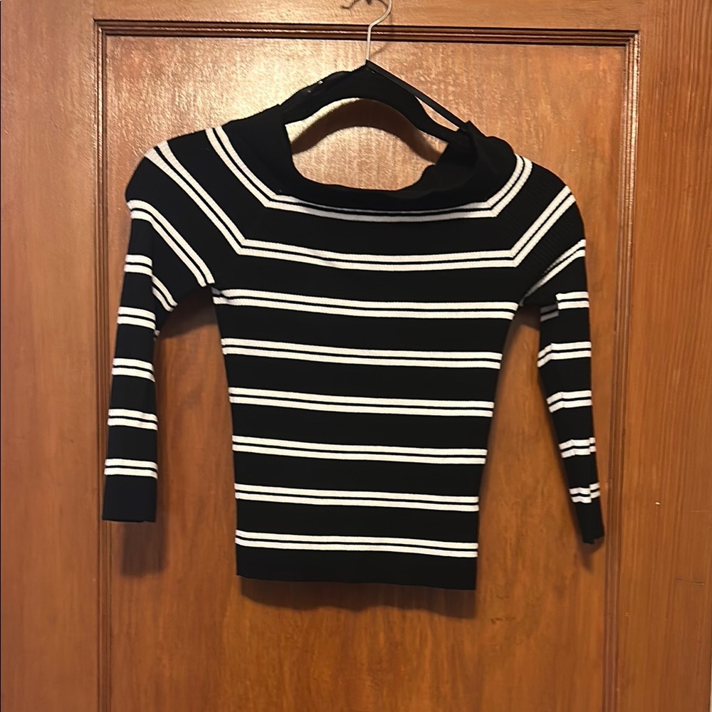 Black and White Striped Women's Sweater